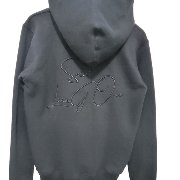 Hoodie embroidery - Picture 2 of 11